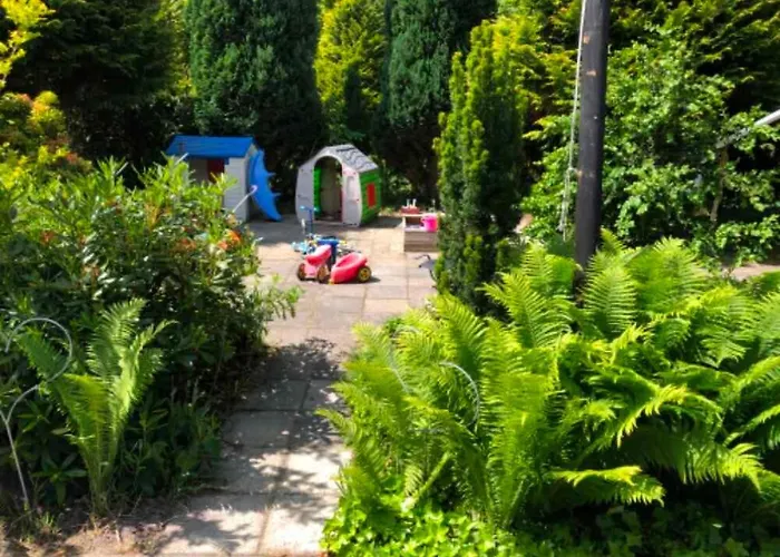 Family With Water Park Access Semesterbostad *